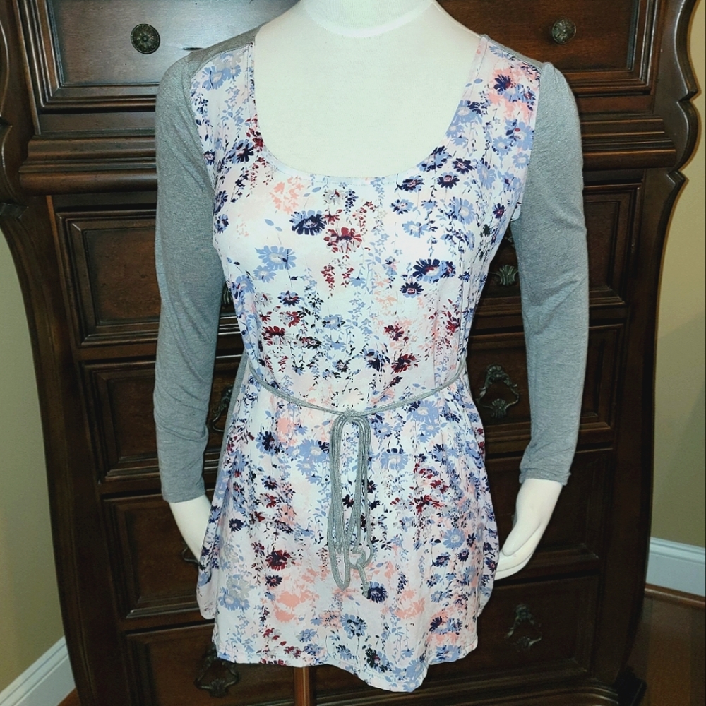 🍨 Two Hearts Maternity Long Sleeve Floral Top, Size S